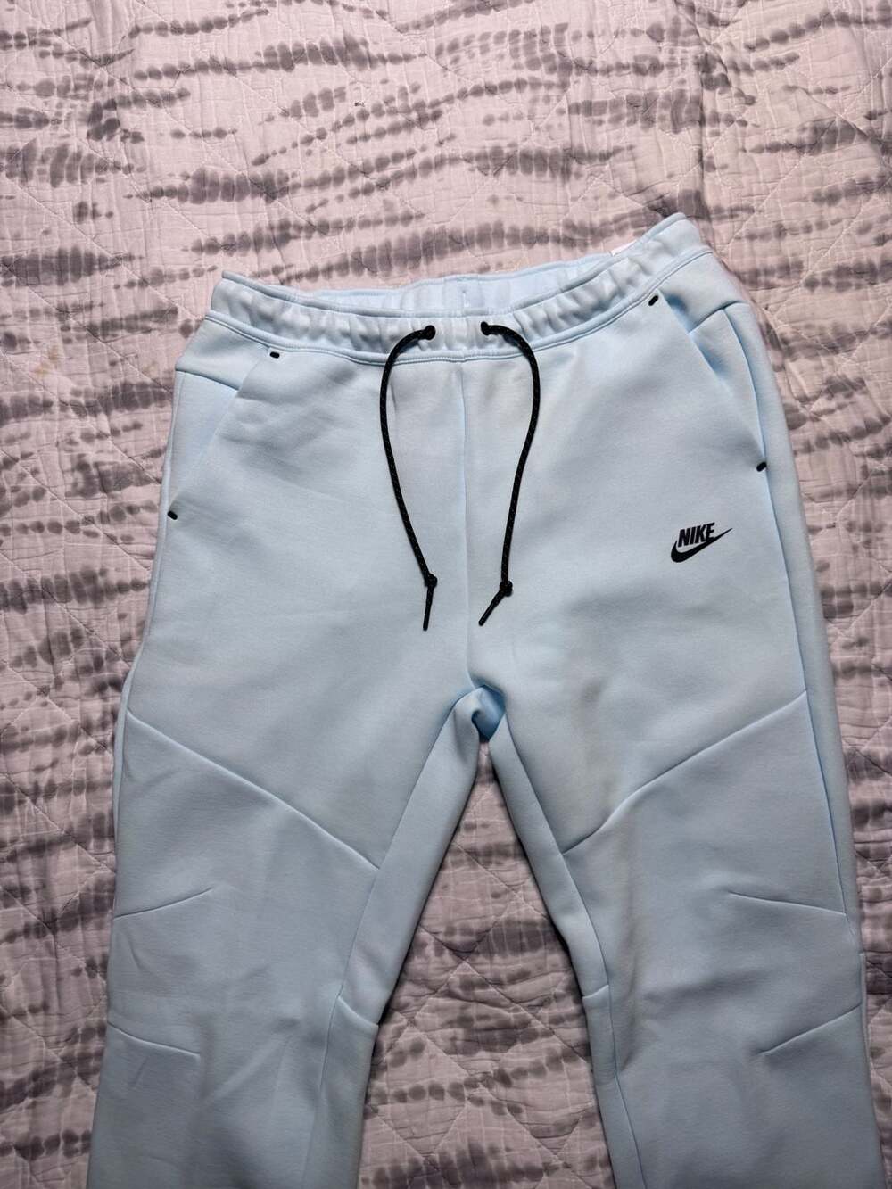 Nike Tech Fleece Tapered Leg Joggers Glacier Blue/Black Men’s Large HV0959-474